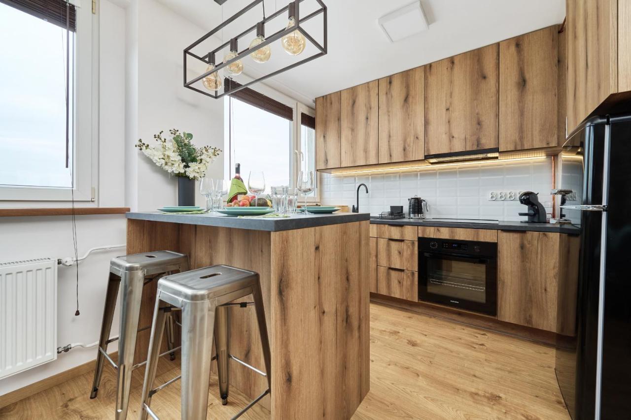 Stylish Kwiska By Renters