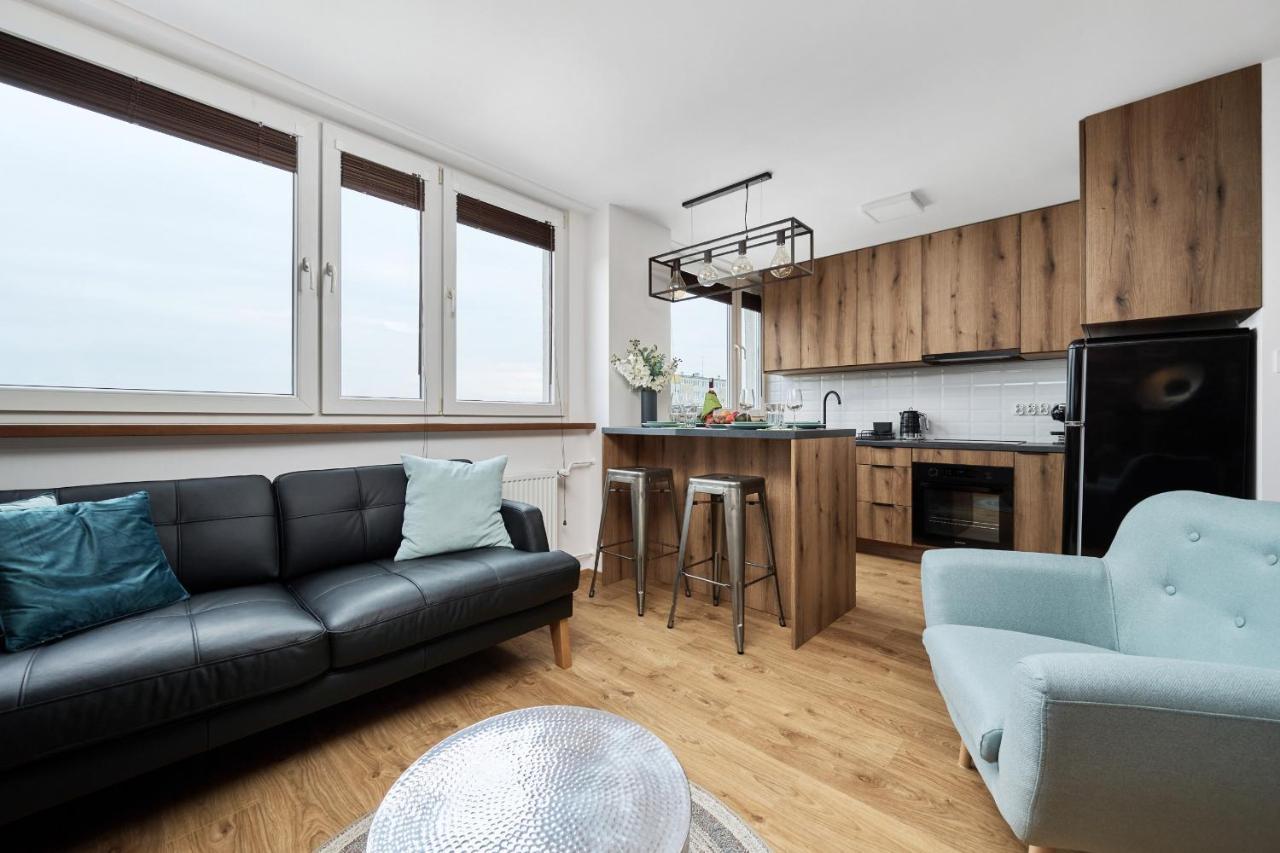Stylish Kwiska By Renters Апартаменти