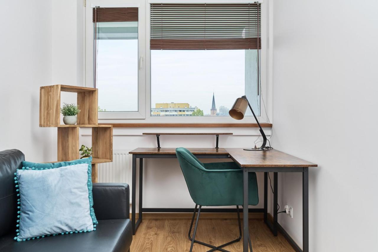 Stylish Kwiska By Renters